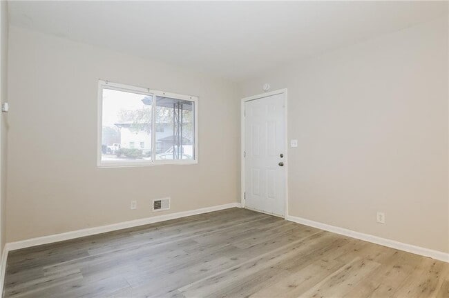 Photo - 2841 Belvedere Ln Unit 9