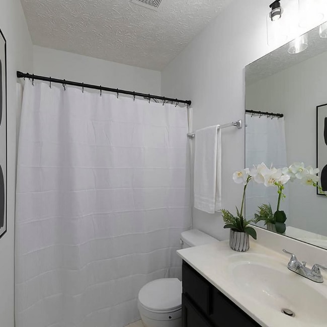 Photo - 7212 Clinton Rd