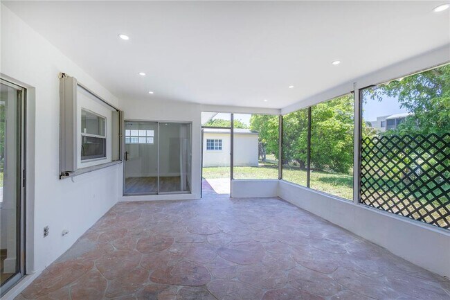 Photo - 2568 NW 34th Terrace