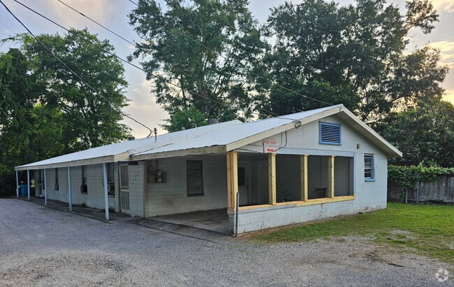 Building Photo - Apartment for rent in Patterson.