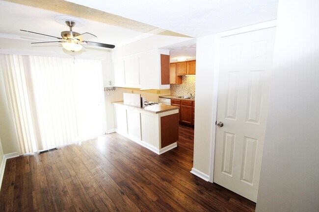 Photo - 4829 Dierker Rd