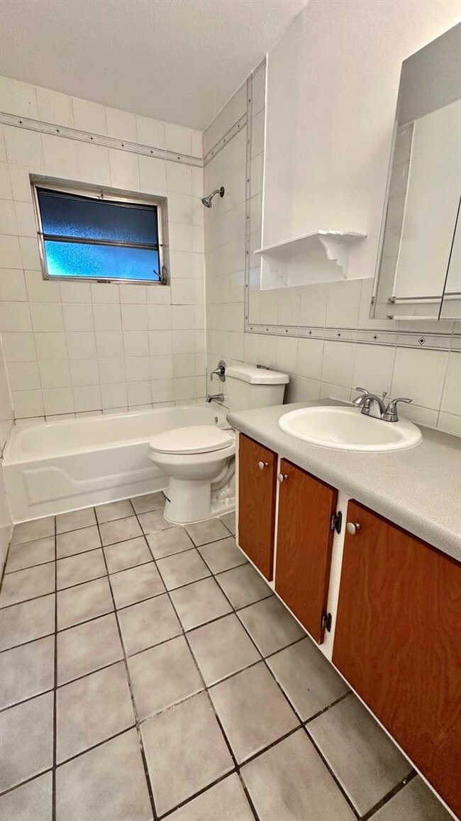 Photo - 414 SW 72nd Ave Unit 414