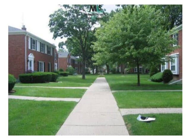 Photo - 611 Notre Dame St Unit 21