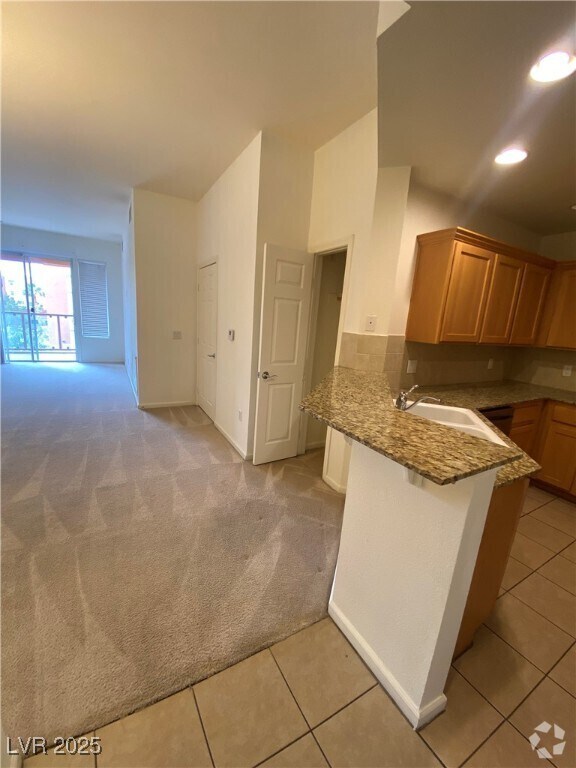 Building Photo - 15 E Agate Ave Unit 409 Rental