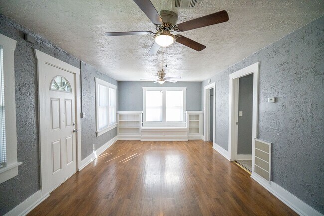 Photo - Beautiful 2 Bed 1 bath Home in OKC!