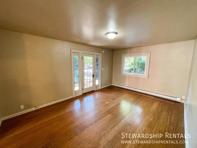 Photo - 1648 E 24th Ave