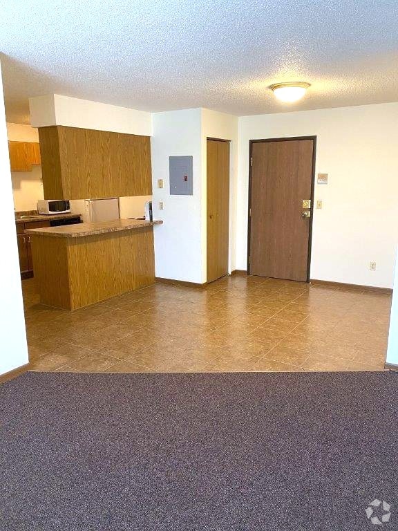 Building Photo - 750 5th St S Unit 202 Rental