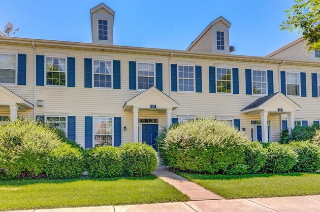 Photo - 697 Cobblestone Way Townhome