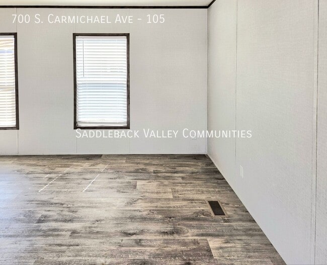 Building Photo - 700 S Carmichael Ave