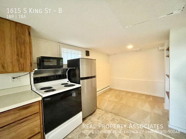 Photo - 1615 S King St Unit B