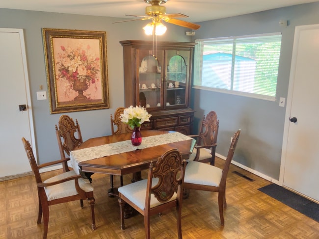 Photo - 5914 Harshmanville Rd