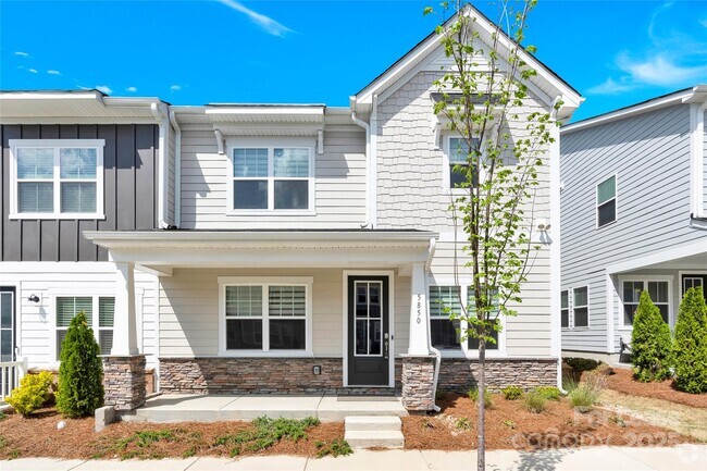 Building Photo - 5850 Strathmore Ct Rental