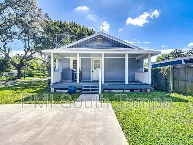 Photo - 375 4th St NW