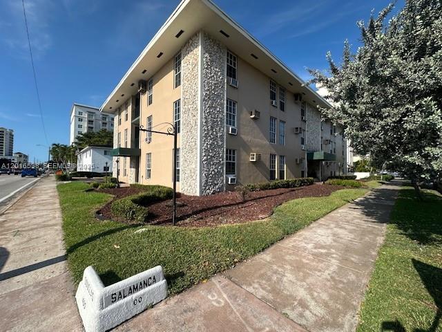 Photo - 1400 Douglas Rd Unit 14