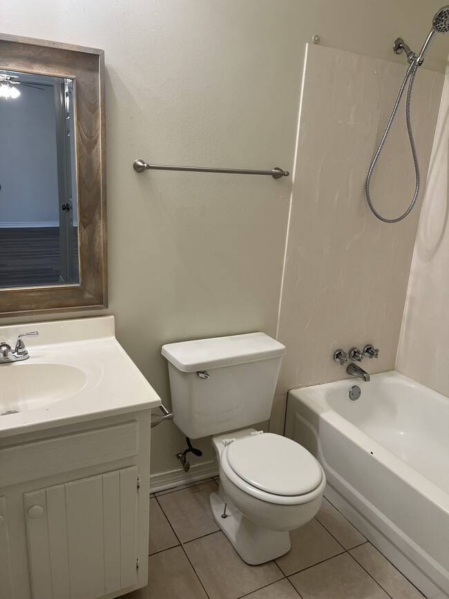 Bath 1 - 6377 Quin Dr Unit D