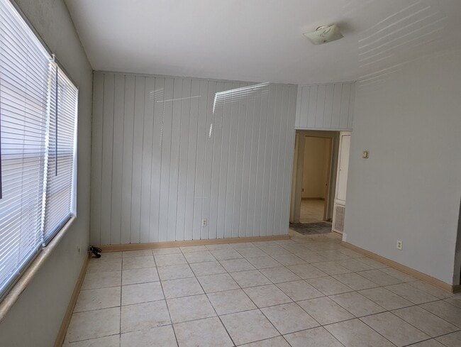 Photo - 1710 Rose Blvd