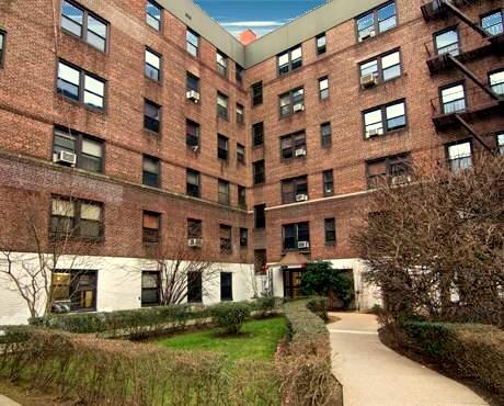 Photo - 630 Gramatan Ave Unit 4C