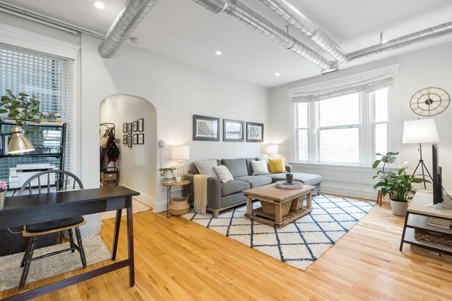 Photo - 846 W Sheridan Rd Unidad 1R