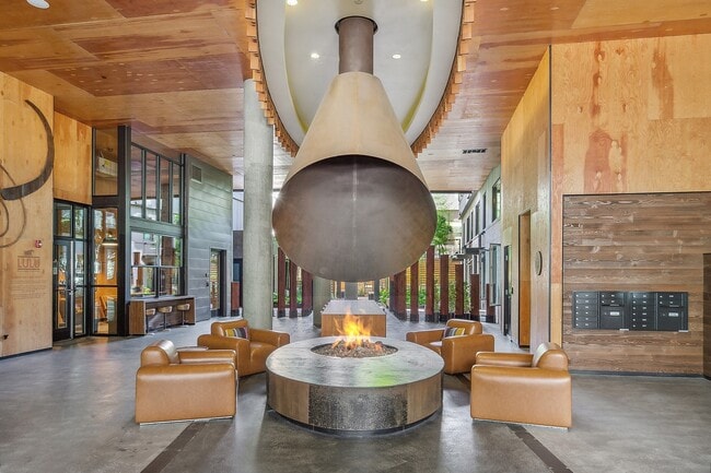 SouthLakeUnion_amenity_lobby fireplace