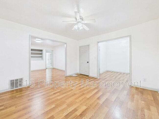 Photo - 2710 Park Ave