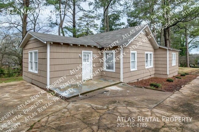 Photo - 817 Martinwood Rd