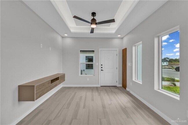 11400 N 25th St Unit 2