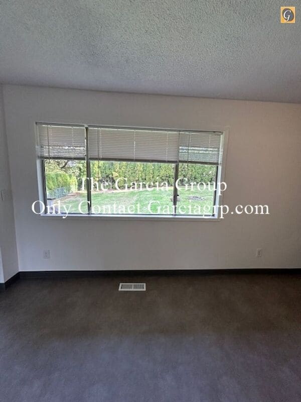 Photo - 17050 SE Gurnee Ave