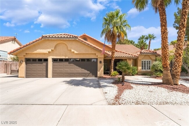 Photo - 8628 Highacre Dr