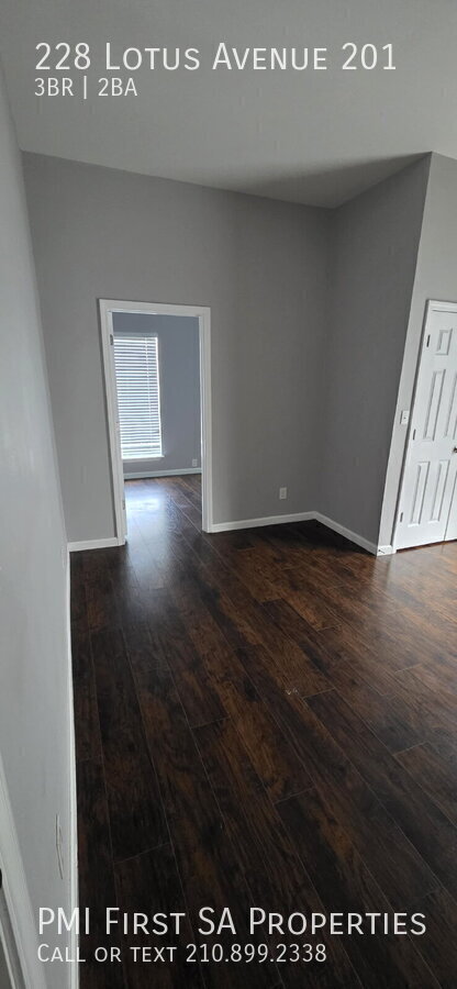 Photo - 228 Lotus Ave