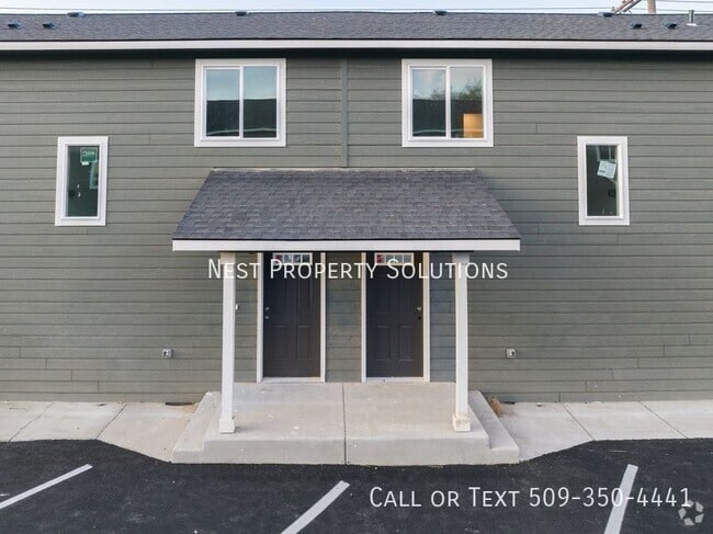 Building Photo - 215 W 1st St Unit 4 Rental