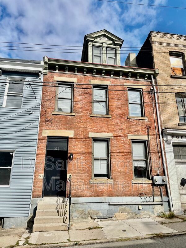 112 Hemlock St Unit 1