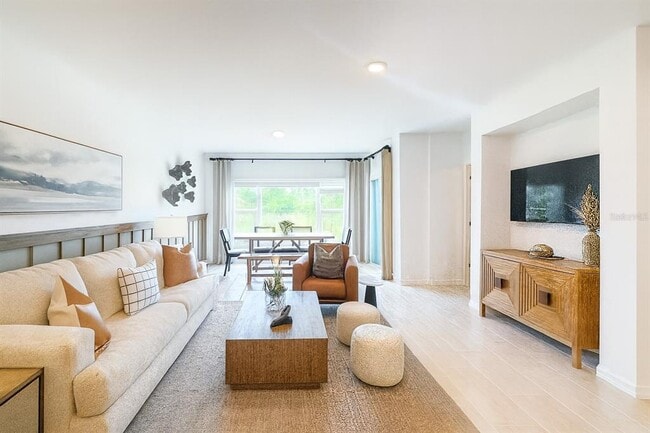 Photo - 274 Thompson Rd