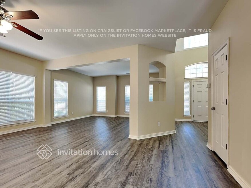 1413 Ridge Meadow Dr