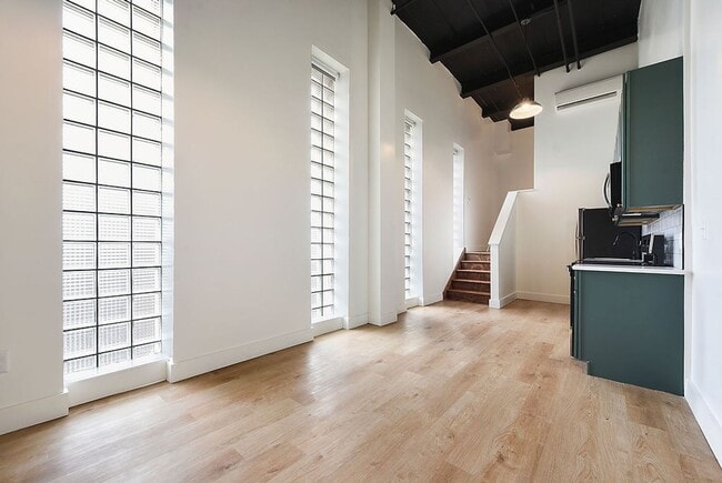 Photo - The Benedict