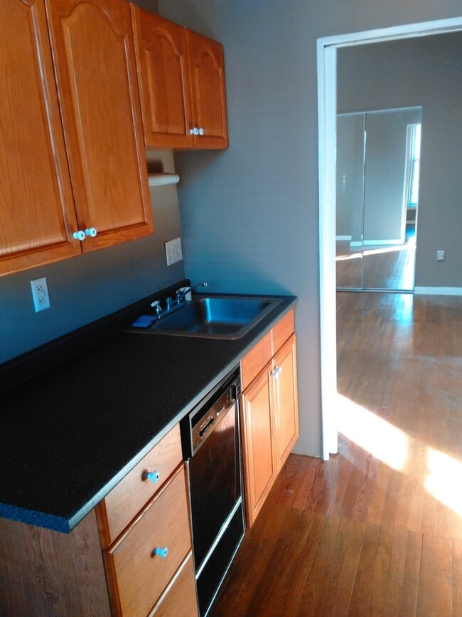 Building Photo - 1340 S Hanover St Unit # C Rental