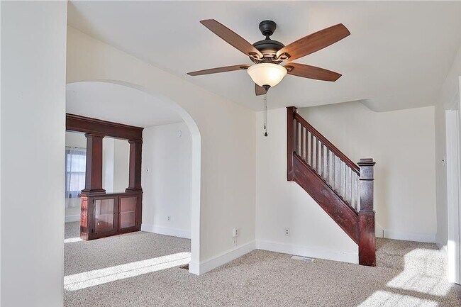 Photo - 1005 Railroad St Unit 1