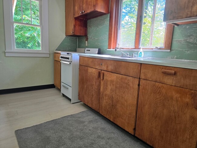 Photo - 23 Stayman St
