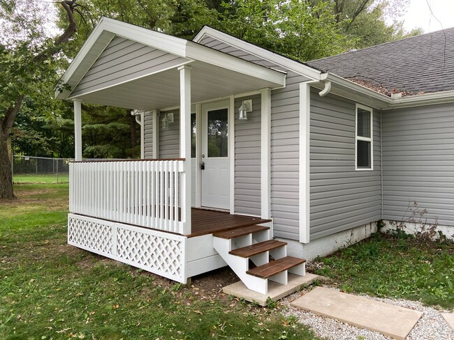 Building Photo - 3 bedroom in Granger in PHM school district Rental