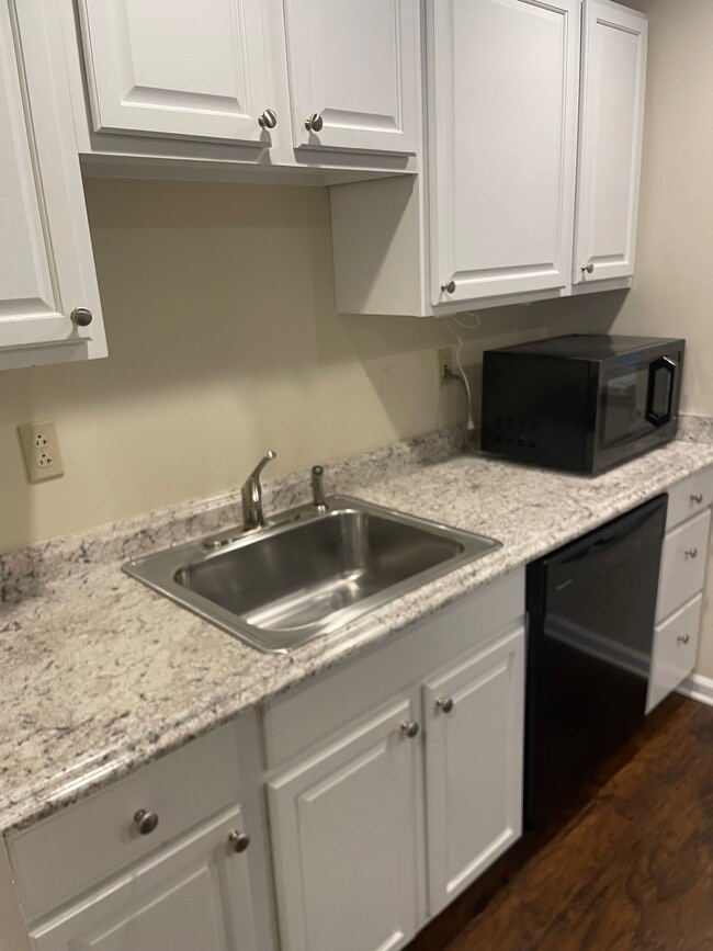 Kitchen - 1602 Lowrie St Unit Apt. # 2