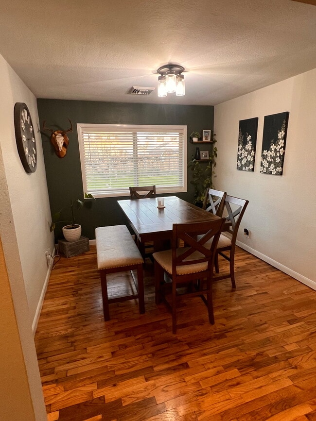 Photo - 1225 sw vine st