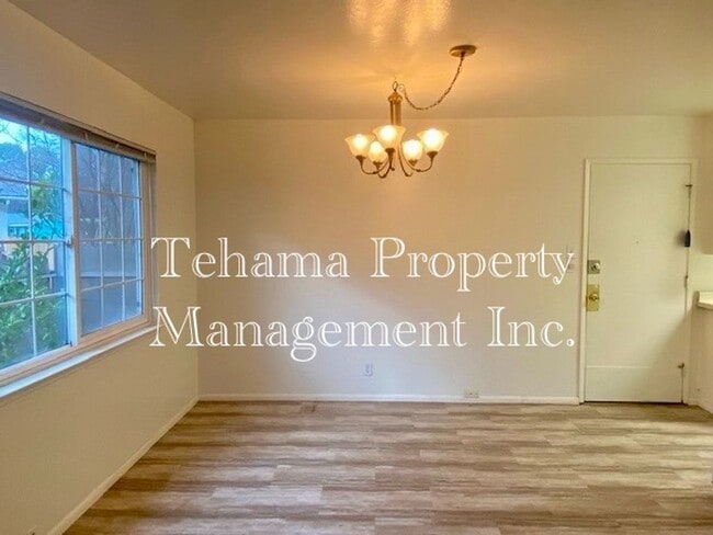 Photo - 3 Bedroom 2 bath home in Red Bluff.