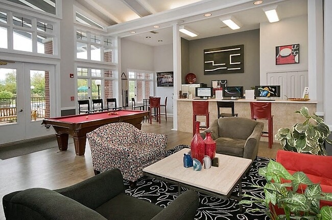 Building Photo - Southwind Village Rental