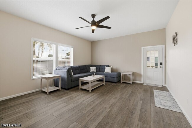 Photo - 24 Red Poinciana Dr
