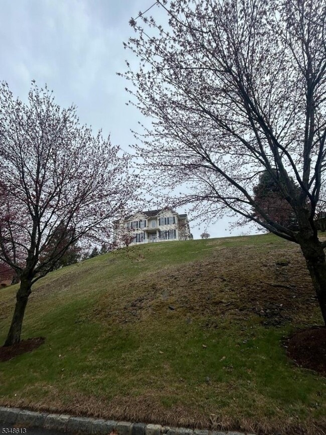 Photo - 34 Winding Way