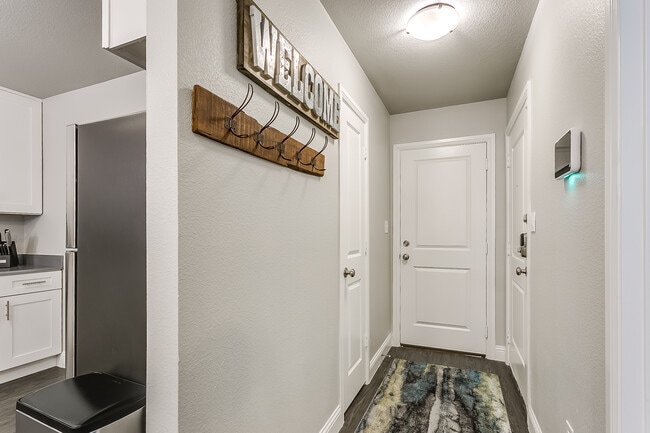 Photo - 4021 Sheraton Rd