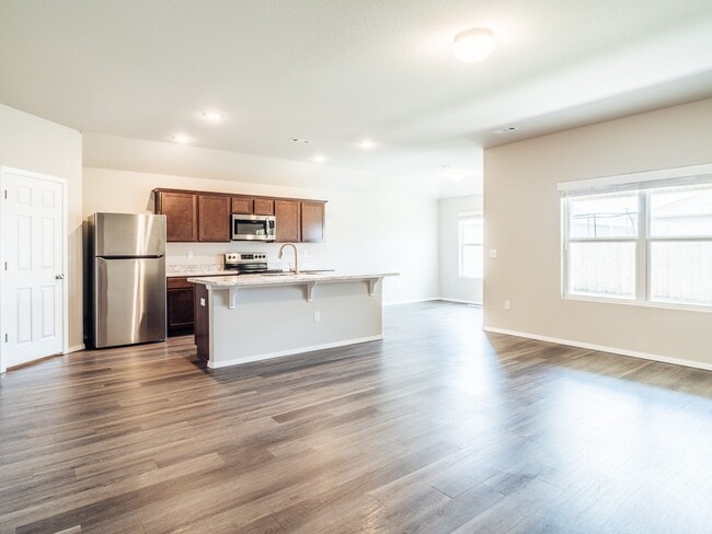 Photo - 1731 King Rd