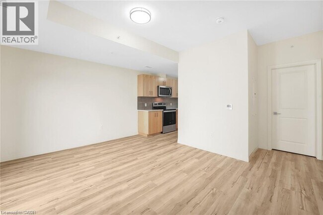 Photo - 301 Westmount Rd W Unit 325