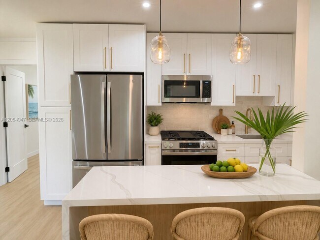 Building Photo - 6310 SW 79th St Unit 19