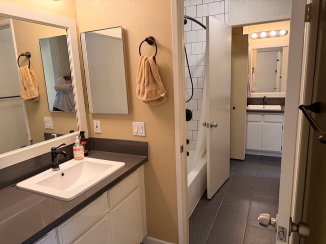 Photo - 4015 Porte La Paz Unit 136