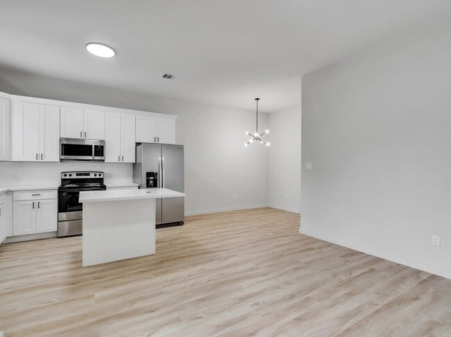 Photo - 9707 Cargill St